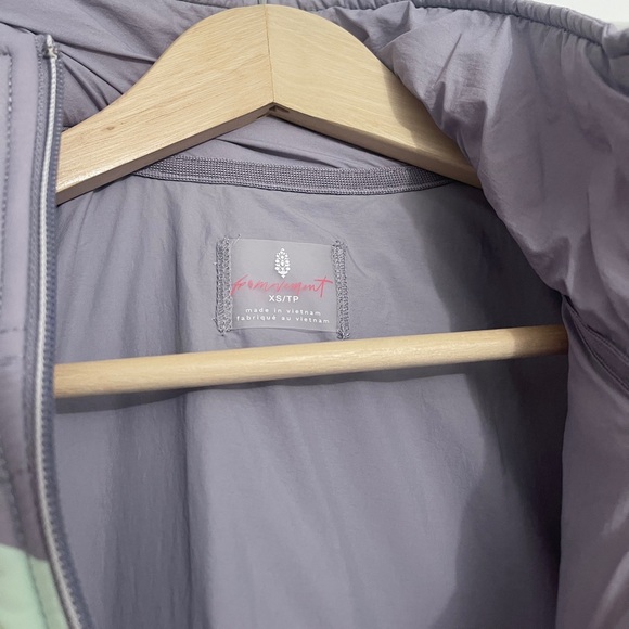 NWT Free People Movement Pippa Puffer Packable Jacket Size XS - Picture 4 of 6